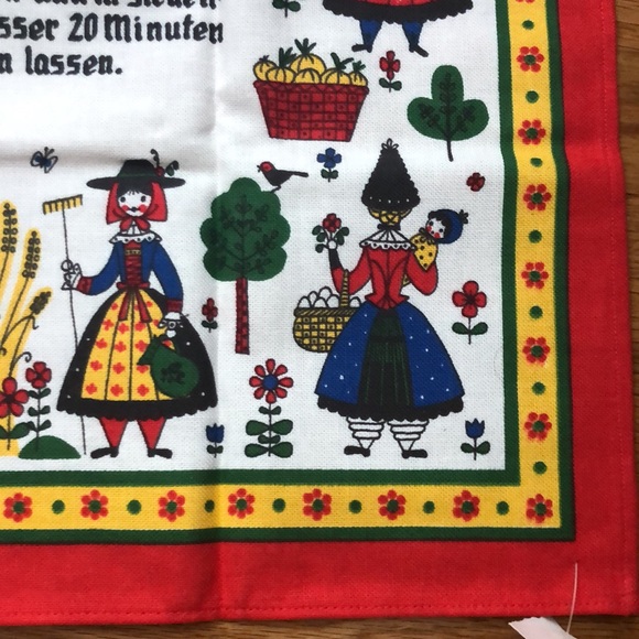 Austrian Kitchen Towel with TIROLER KNÖDEL recipe. - Picture 3 of 8